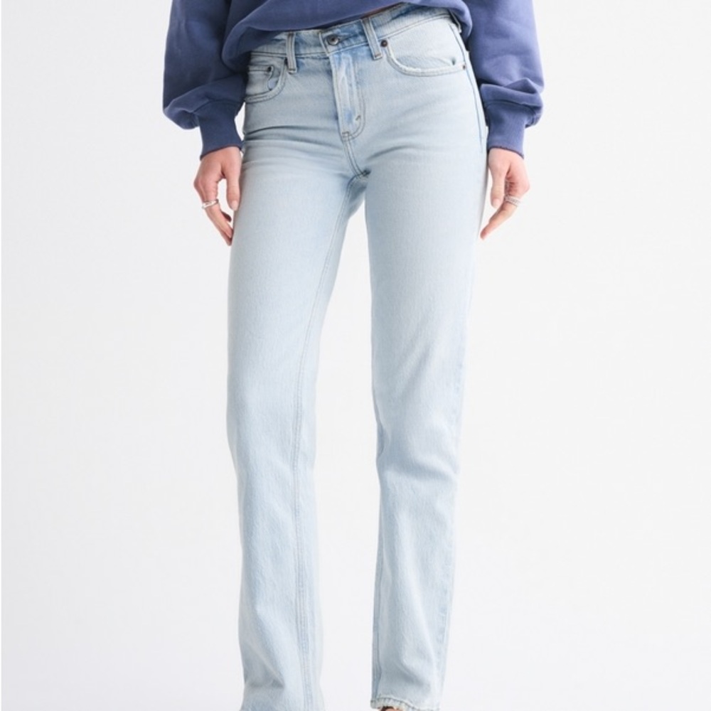 Abercrombie & Fitch Mid Rise 90s Straight Jean